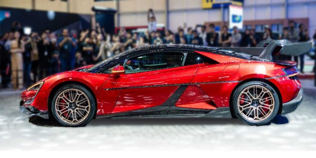 Supercar BYD Yangwang U9 Menggebrak GIIAS 2025